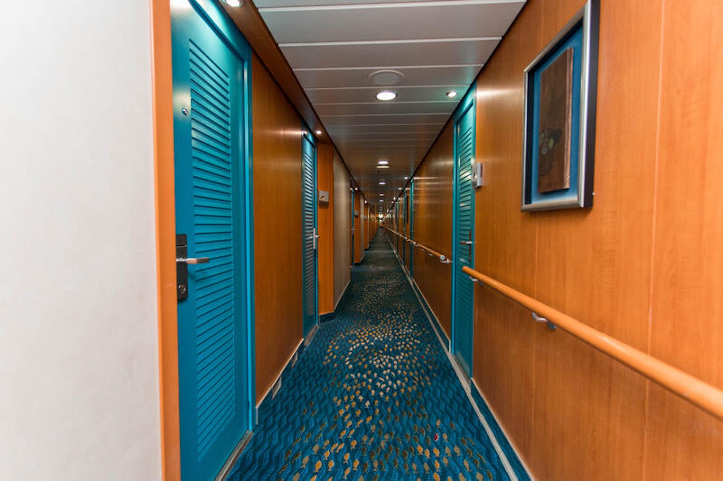 Hallways on Norwegian Pearl