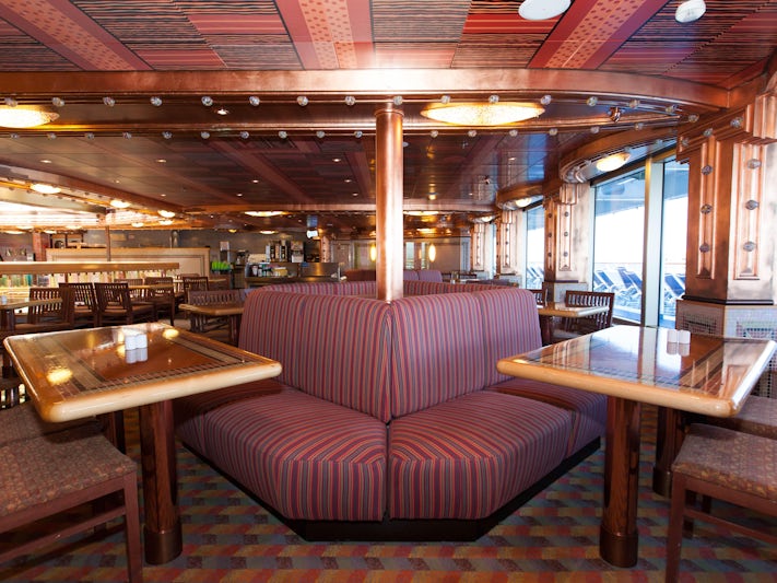 carnival cruise line dining options