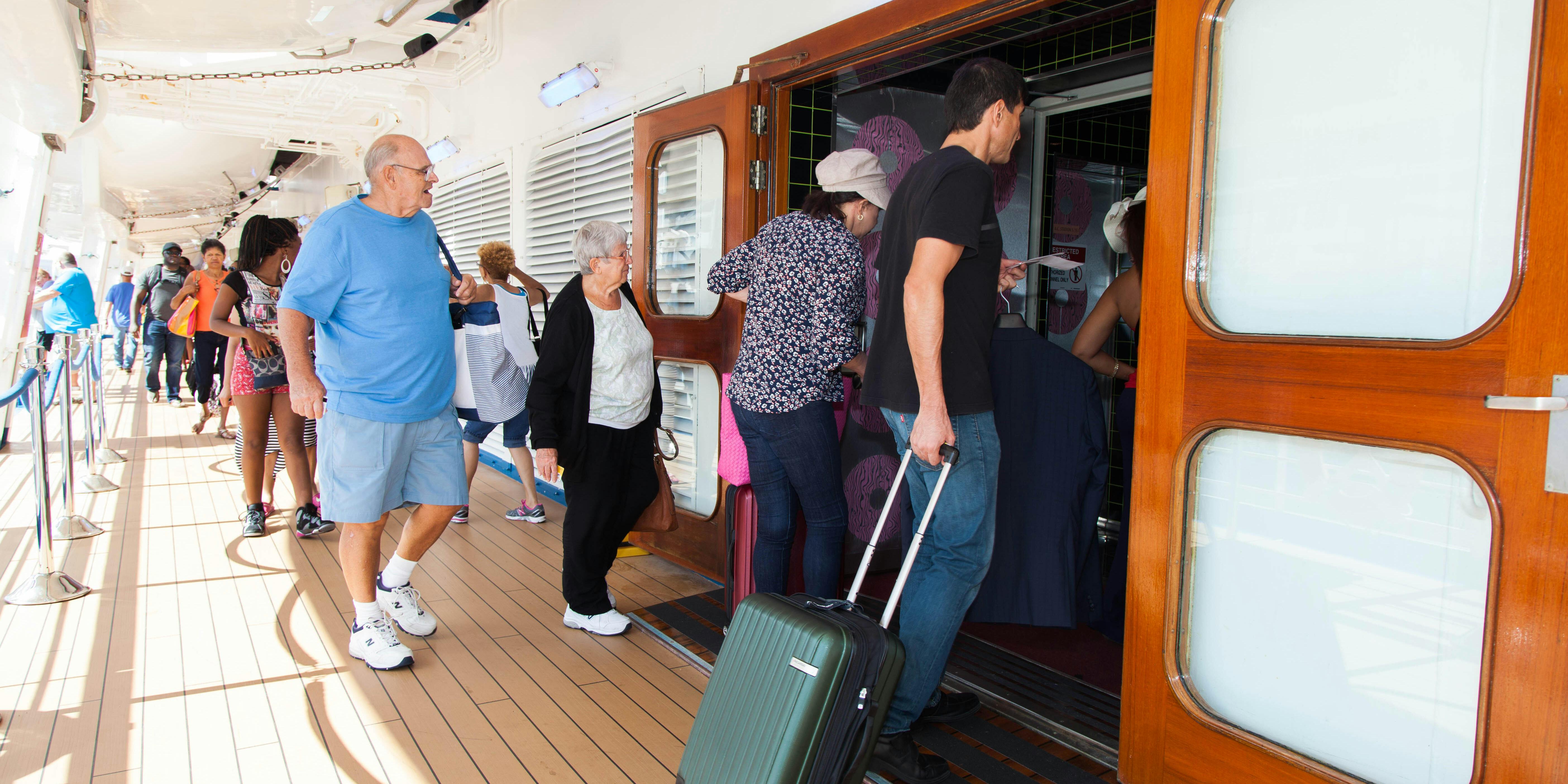 jobs in cruise industry