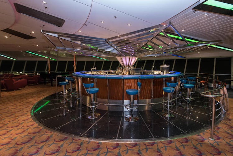 Starquest Disco on Royal Caribbean Brilliance of the Seas Ship Cruise