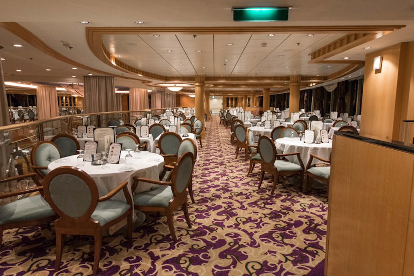 Minstrel Dining Room on Brilliance of the Seas