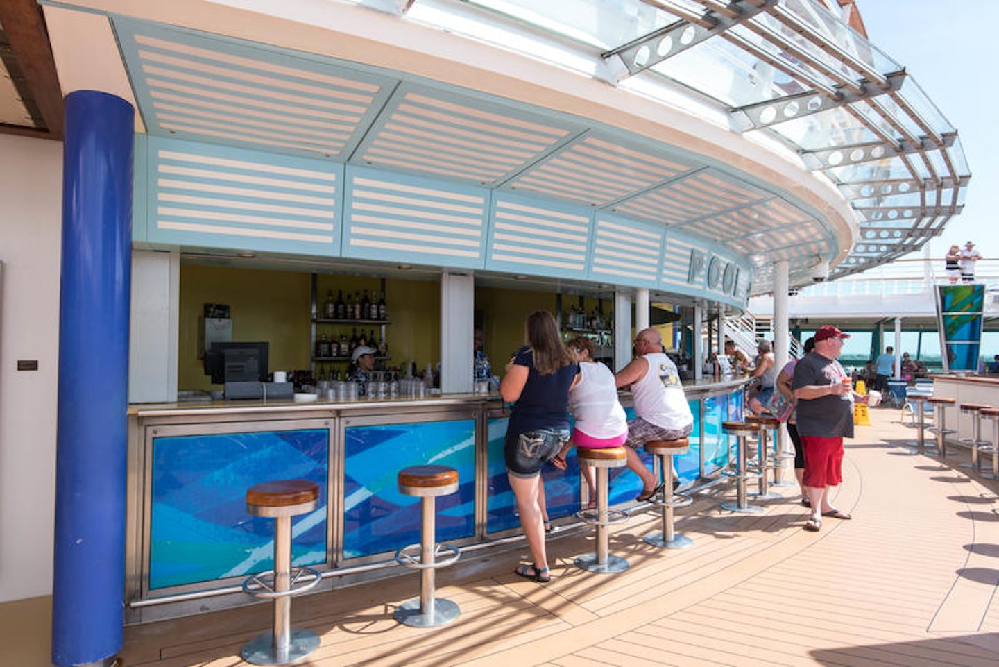 Pool Bar on Brilliance of the Seas