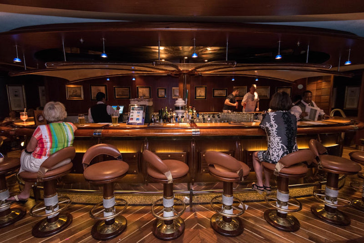 Schooner Bar on Brilliance of the Seas