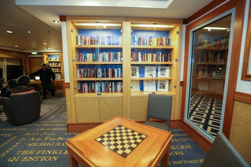 The Library On Norwegian Gem Cruise Ship - Cruise Critic