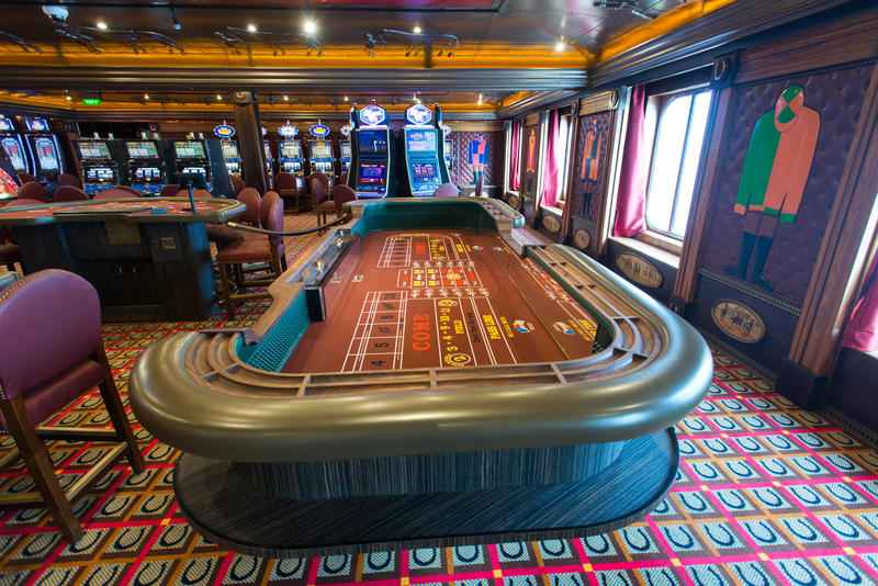 casino games on carnival glory