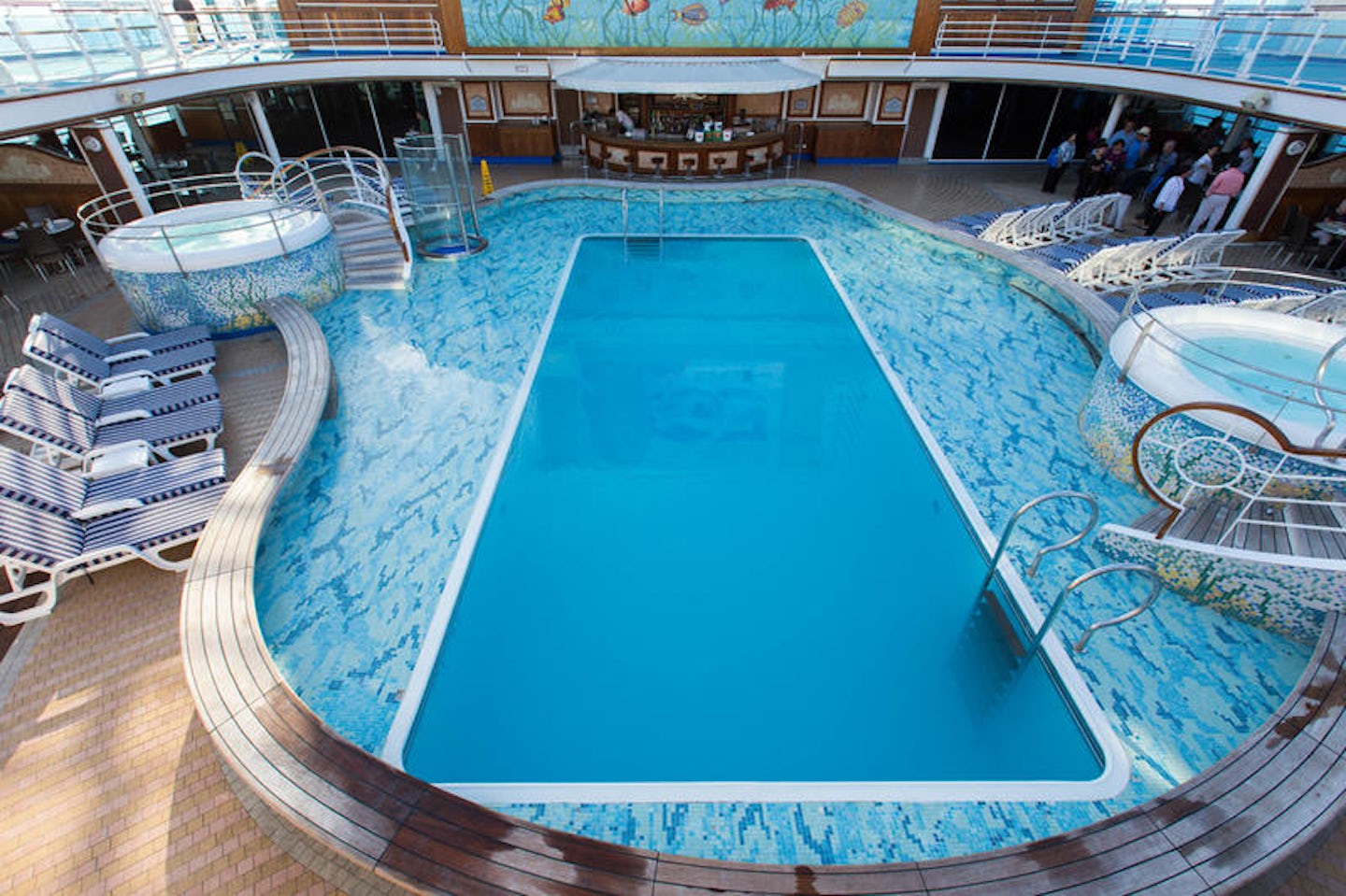 The Calypso Pool on Crown Princess