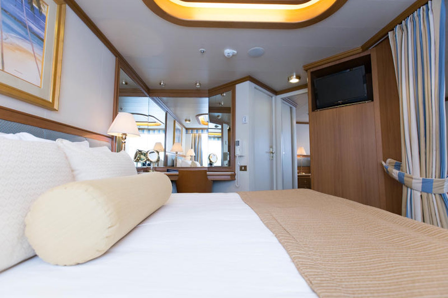 The Suite with Balcony on Crown Princess