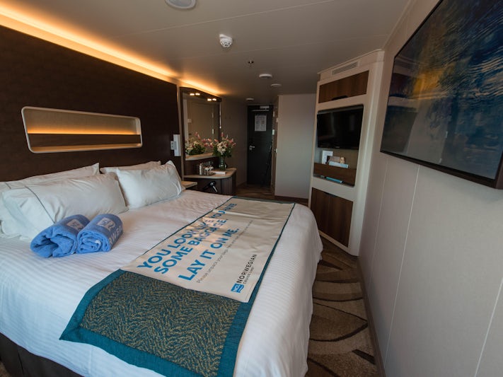 Norwegian Escape Cabins & Staterooms on Cruise Critic Norwegian Escape Cabins & Staterooms on Cruise Critic