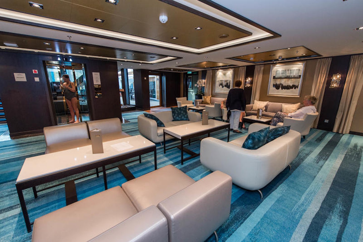 The Haven Lounge on Norwegian Escape