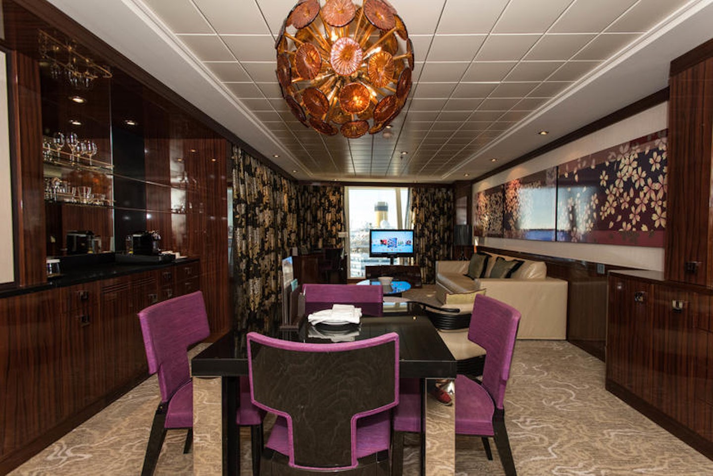 The Haven Owner's Suite on Norwegian Epic