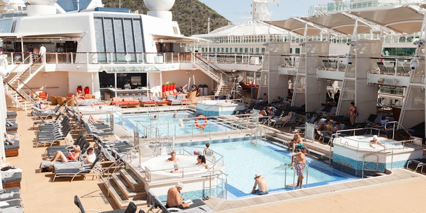 The Main Pool on Celebrity Silhouette (Photo: Cruise Critic)