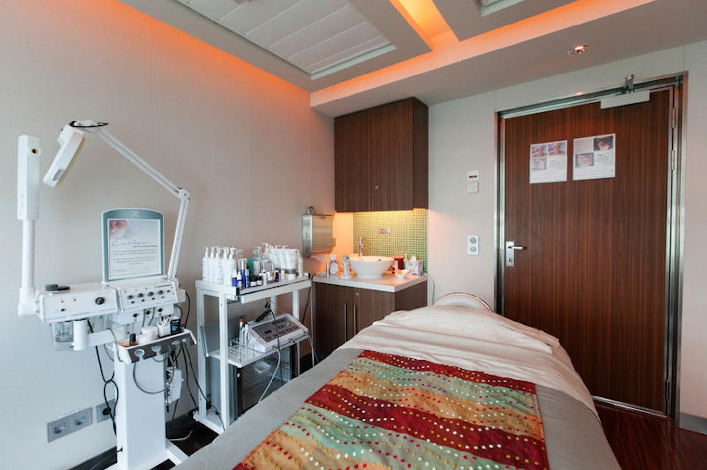 Facial Room on Celebrity Silhouette