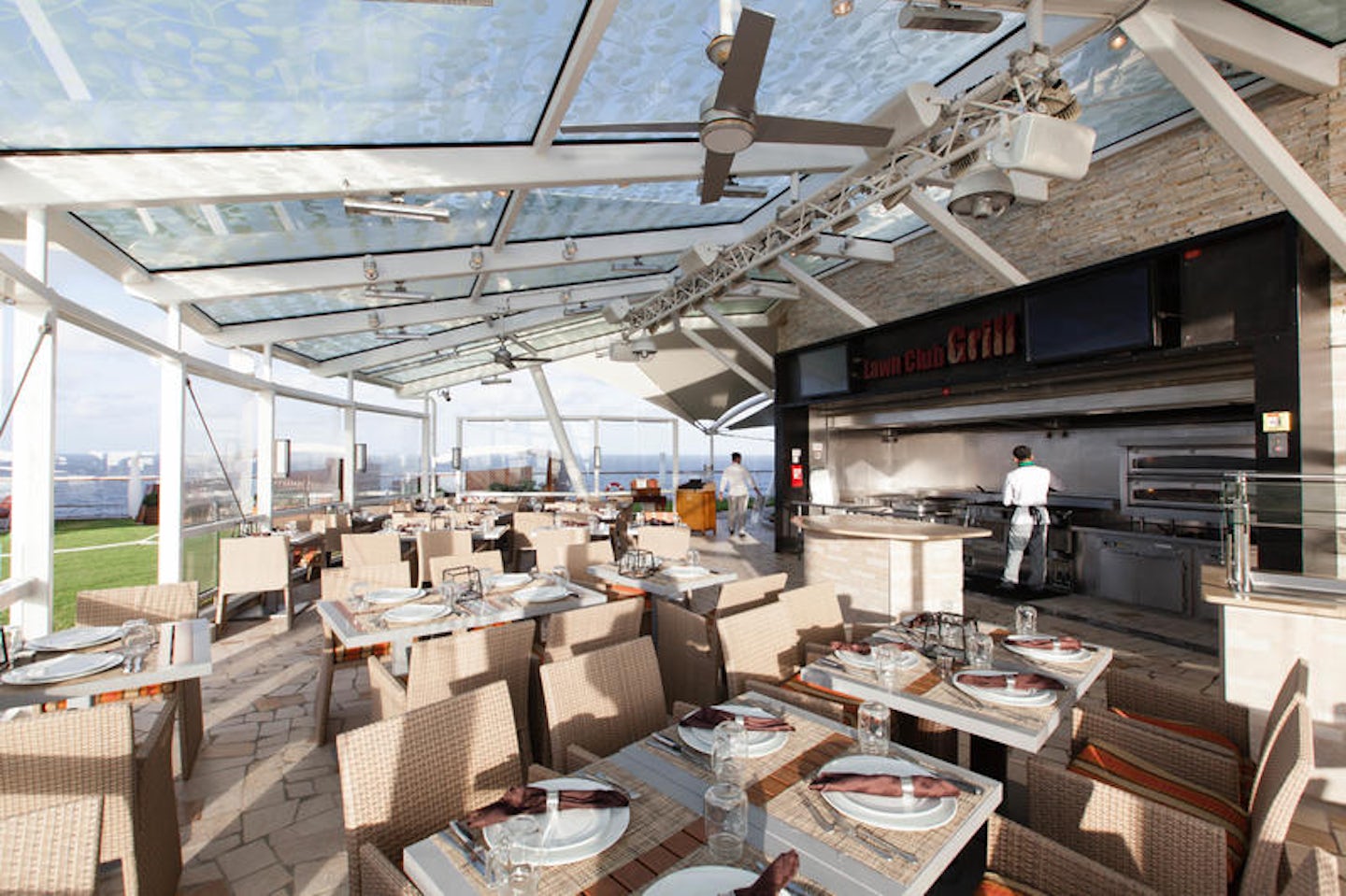 The Lawn Club and Grill on Celebrity Silhouette