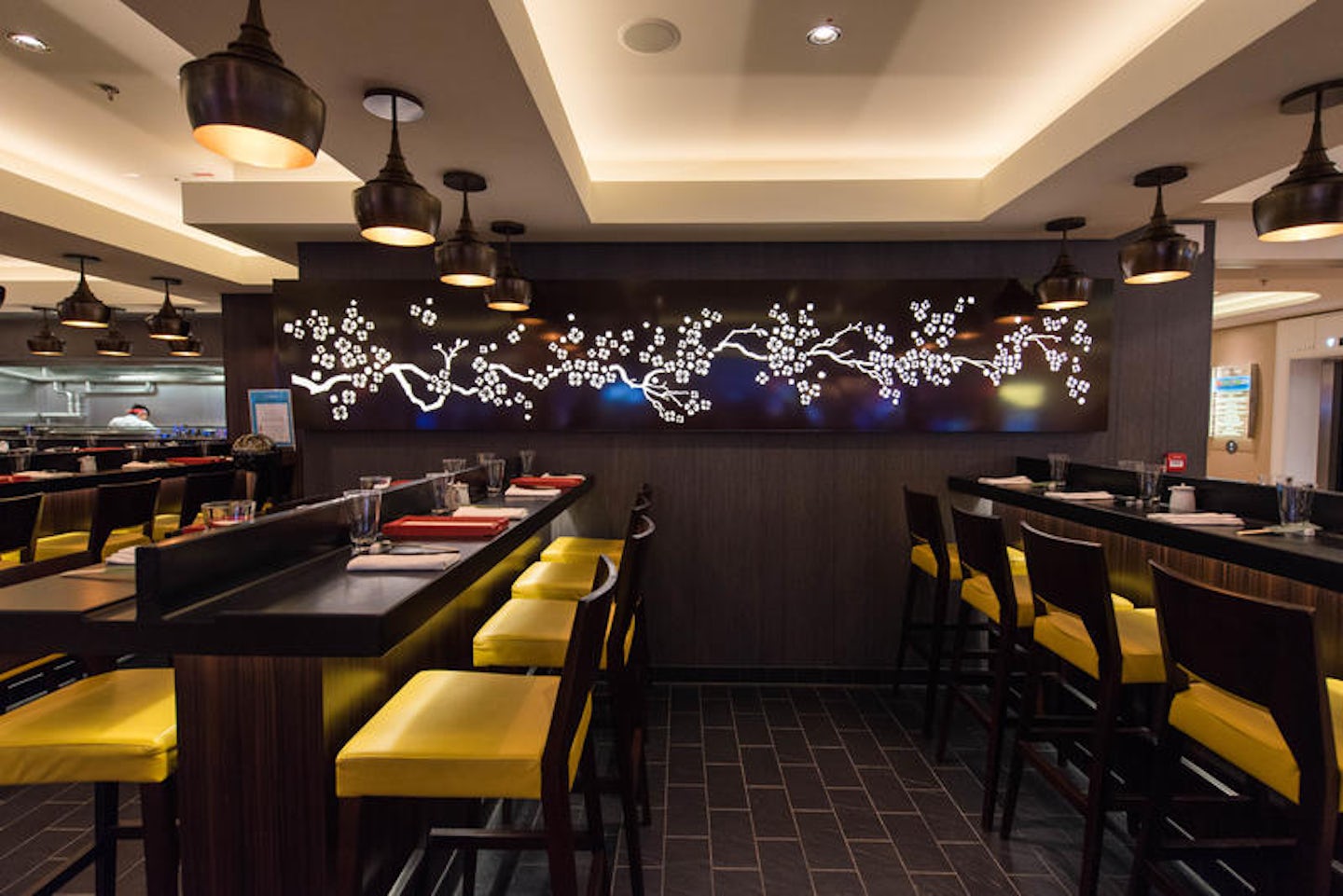Shanghai's Noodle Bar on Norwegian Breakaway