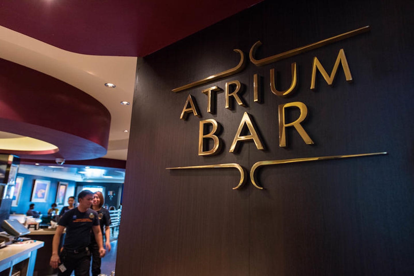 Atrium Bar on Norwegian Breakaway
