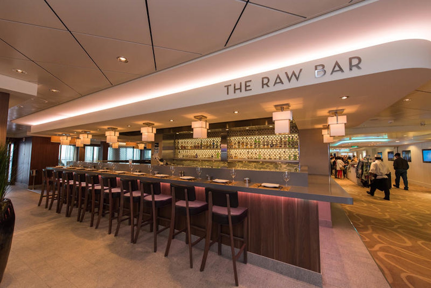 The Raw Bar on Norwegian Breakaway