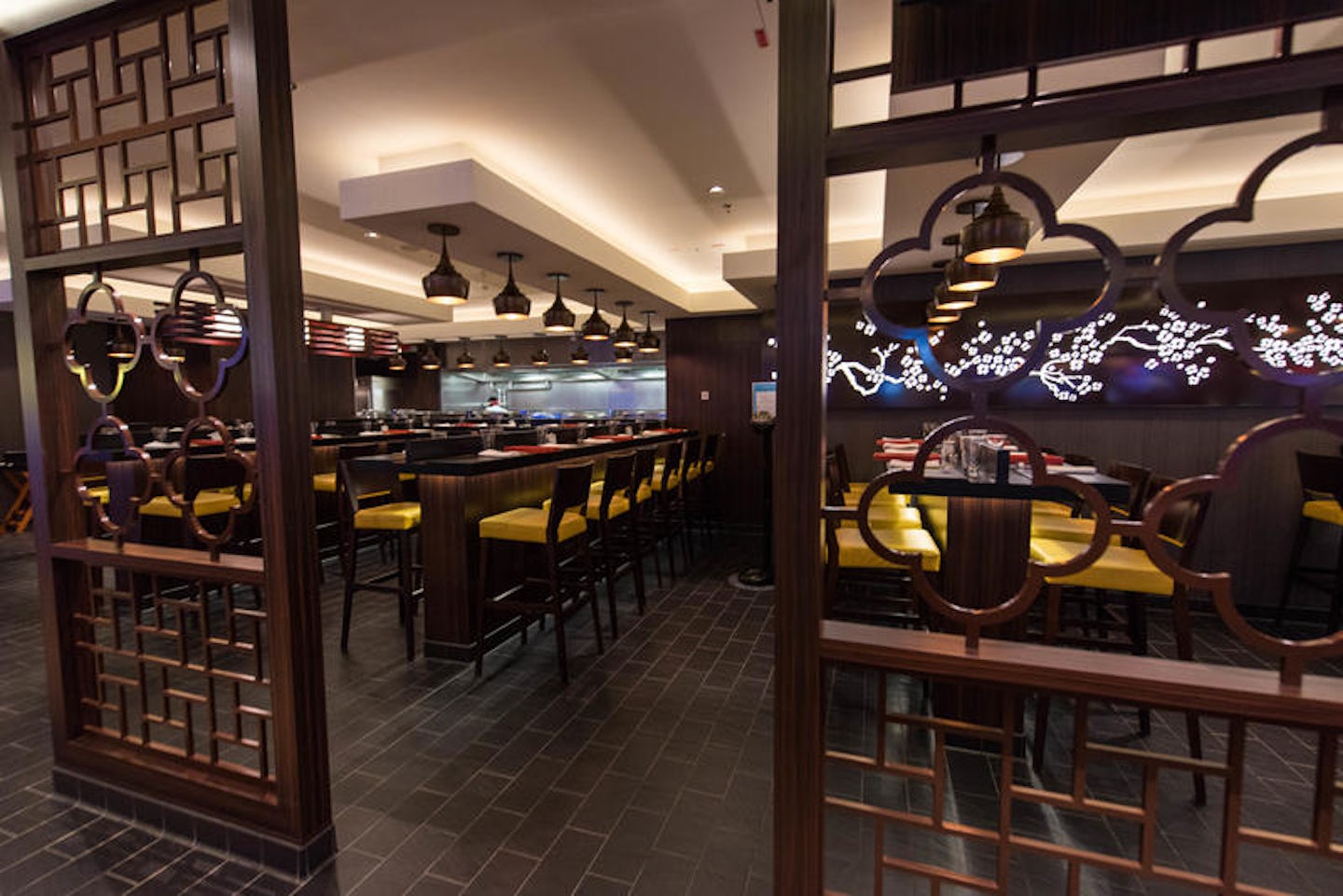 Shanghai's Noodle Bar on Norwegian Breakaway