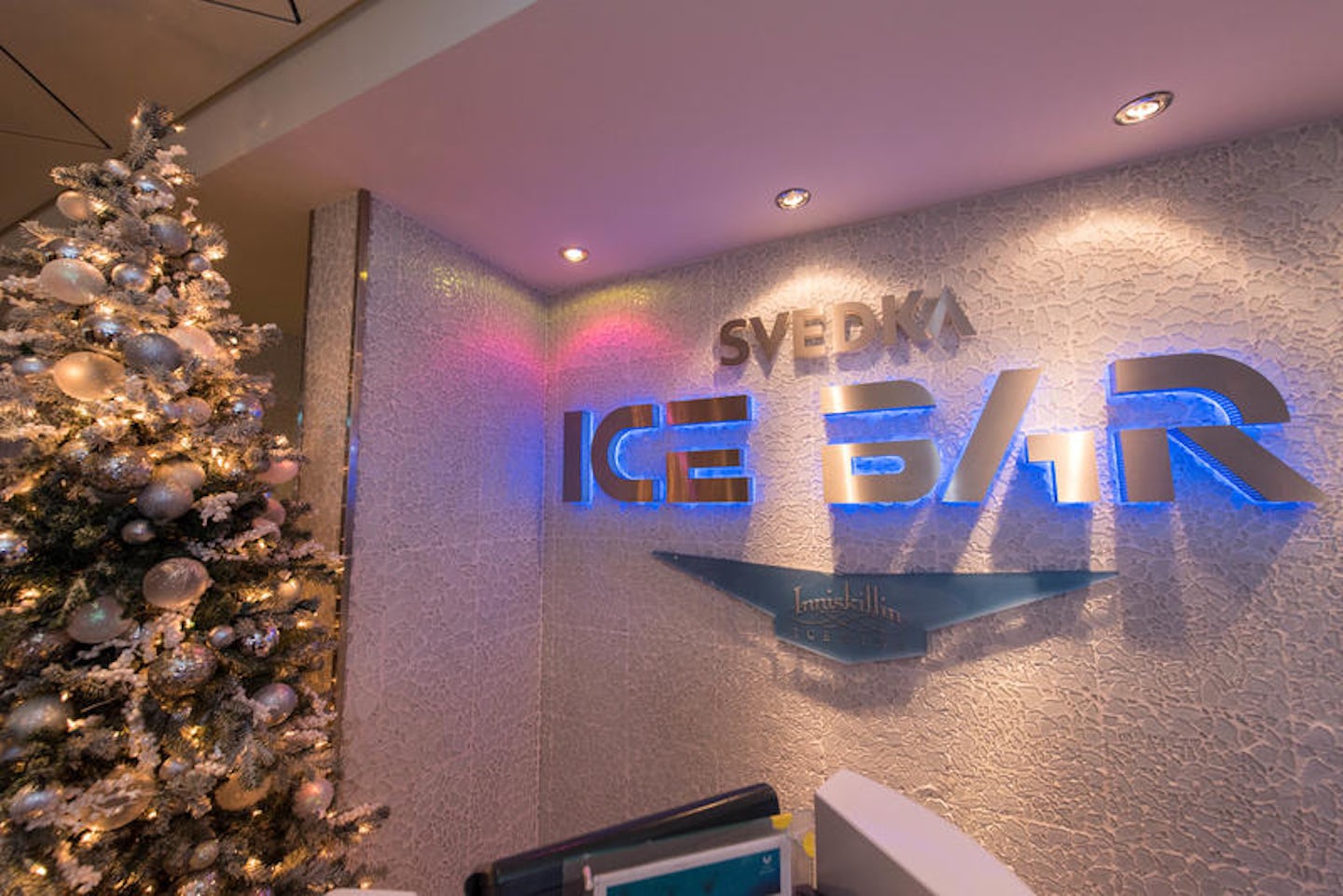 Svedka Ice Bar on Norwegian Breakaway