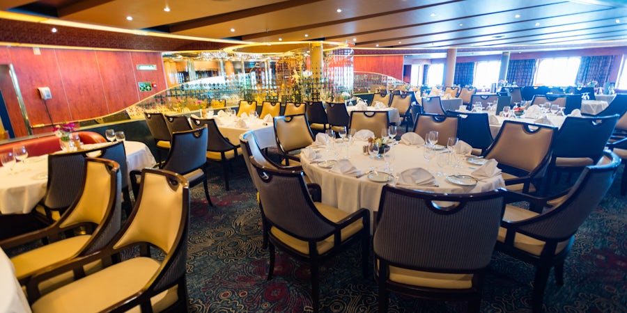 Holland America Line Tests 'Second Entree' Upcharge in Main Dining Room