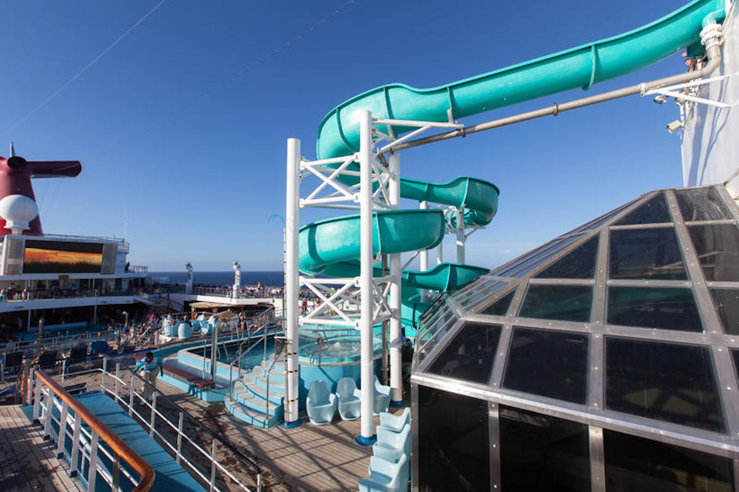 Waterslide on Carnival Conquest