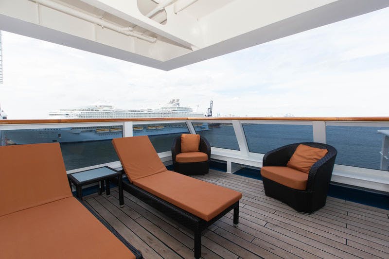 carnival cruise captain salary