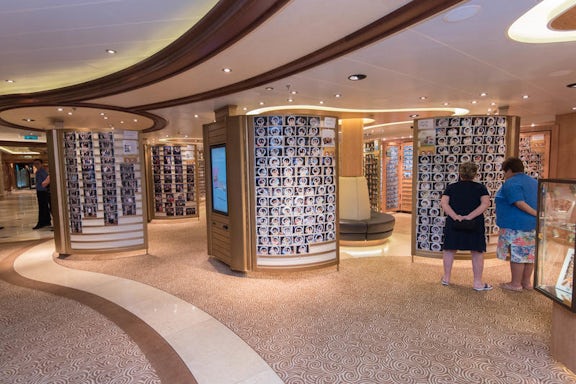 Photo Gallery on Royal Princess Cruise Ship - Cruise Critic