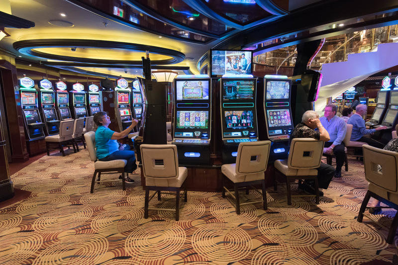 princess cruises casino slot machine videos 2024