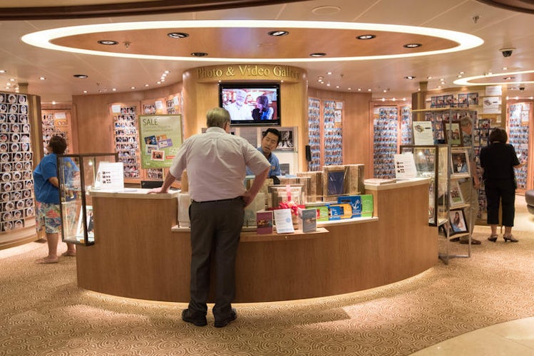 Photo Gallery on Royal Princess Cruise Ship - Cruise Critic