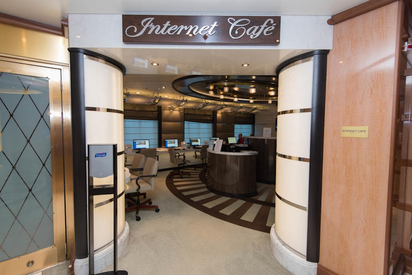 Internet Cafe on Royal Princess