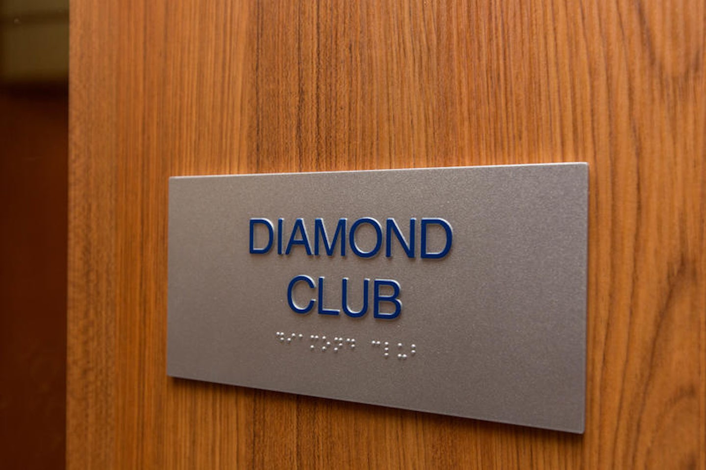 Diamond Club on Vision of the Seas