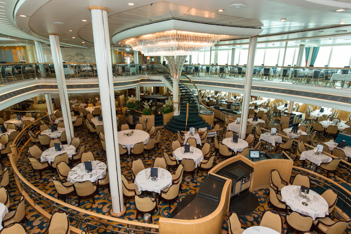 Aquarius Dining Room on Vision of the Seas