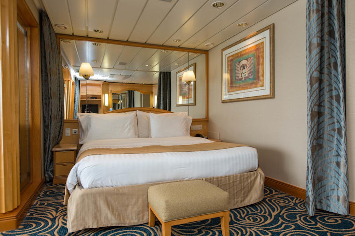 The Owner's Suite on Vision of the Seas