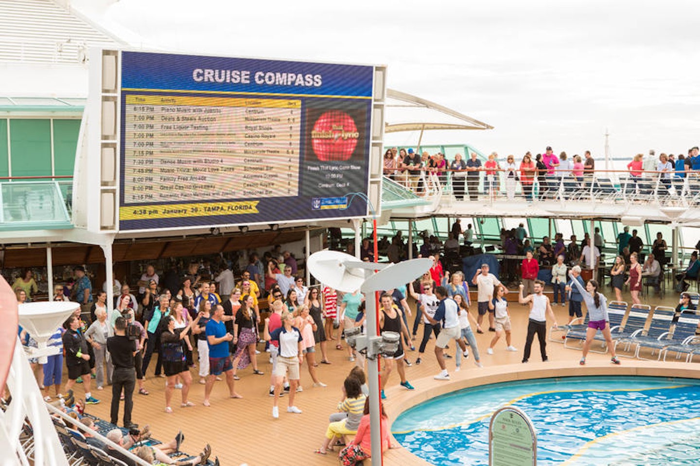 Sailaway Deck Party on Vision of the Seas
