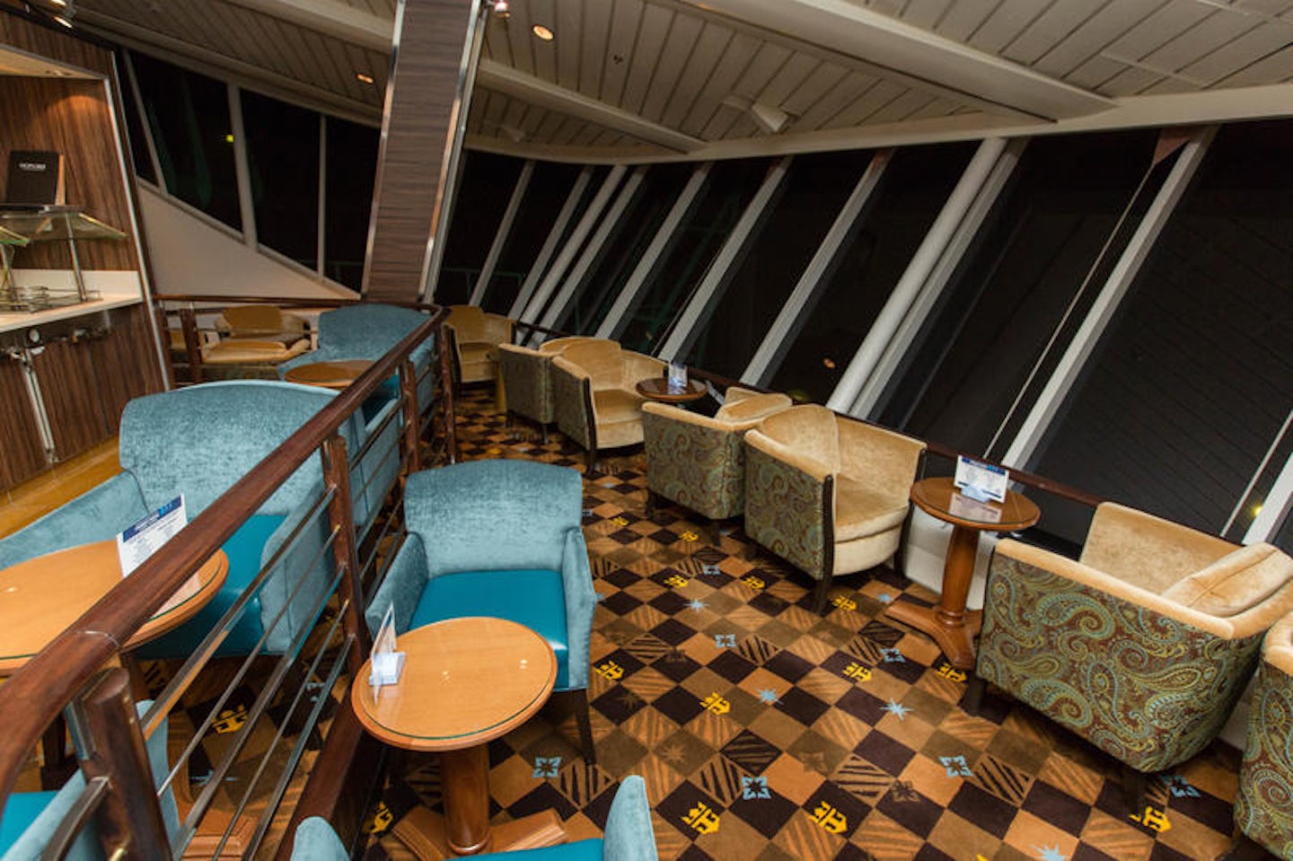 Concierge Lounge on Vision of the Seas