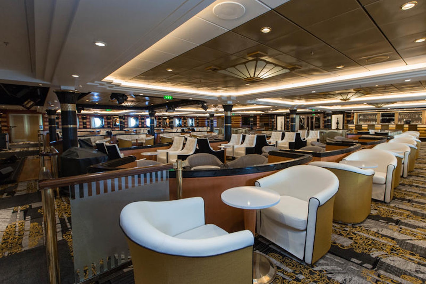 Star Lounge on Liberty of the Seas