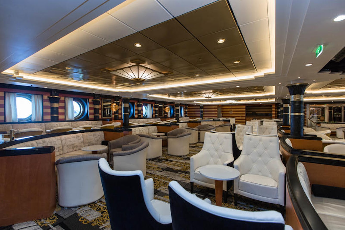 Star Lounge on Liberty of the Seas