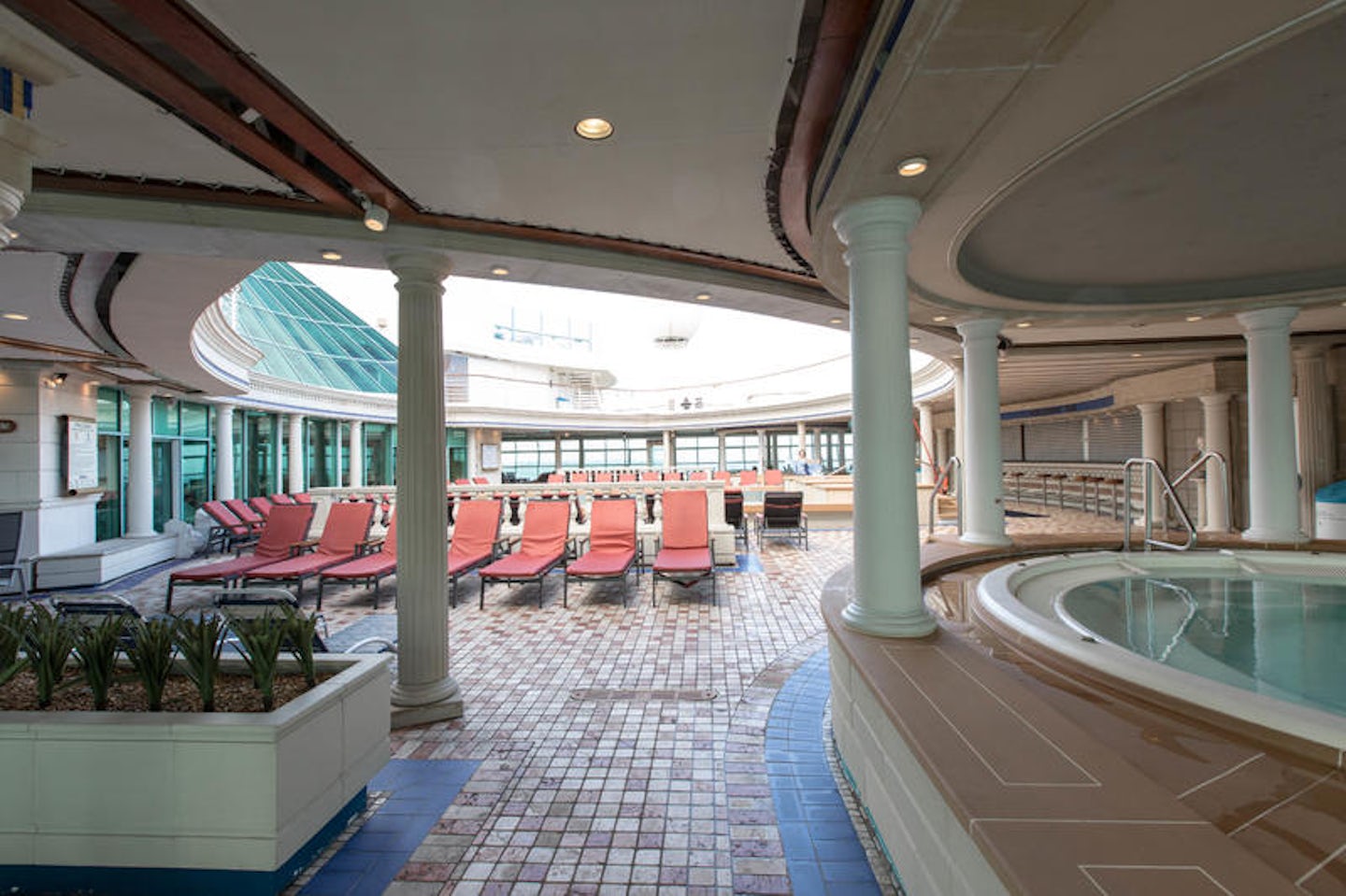Solarium On Royal Caribbean Voyager Of The Seas Cruise Ship Cruise Critic solarium-on-royal-caribbean-voyager-of-the-seas-cruise-ship-cruise-critic