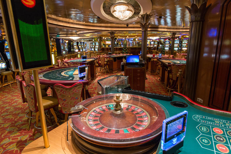 casino royale on royal caribbean