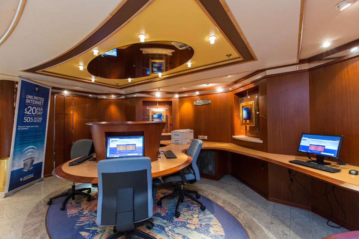 Business Services on Radiance of the Seas