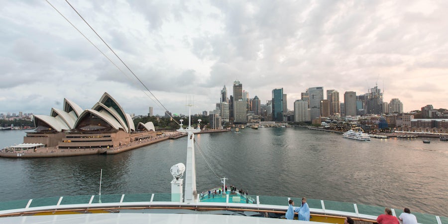 Australia Extends Cruise Ship Ban Through Mid-September