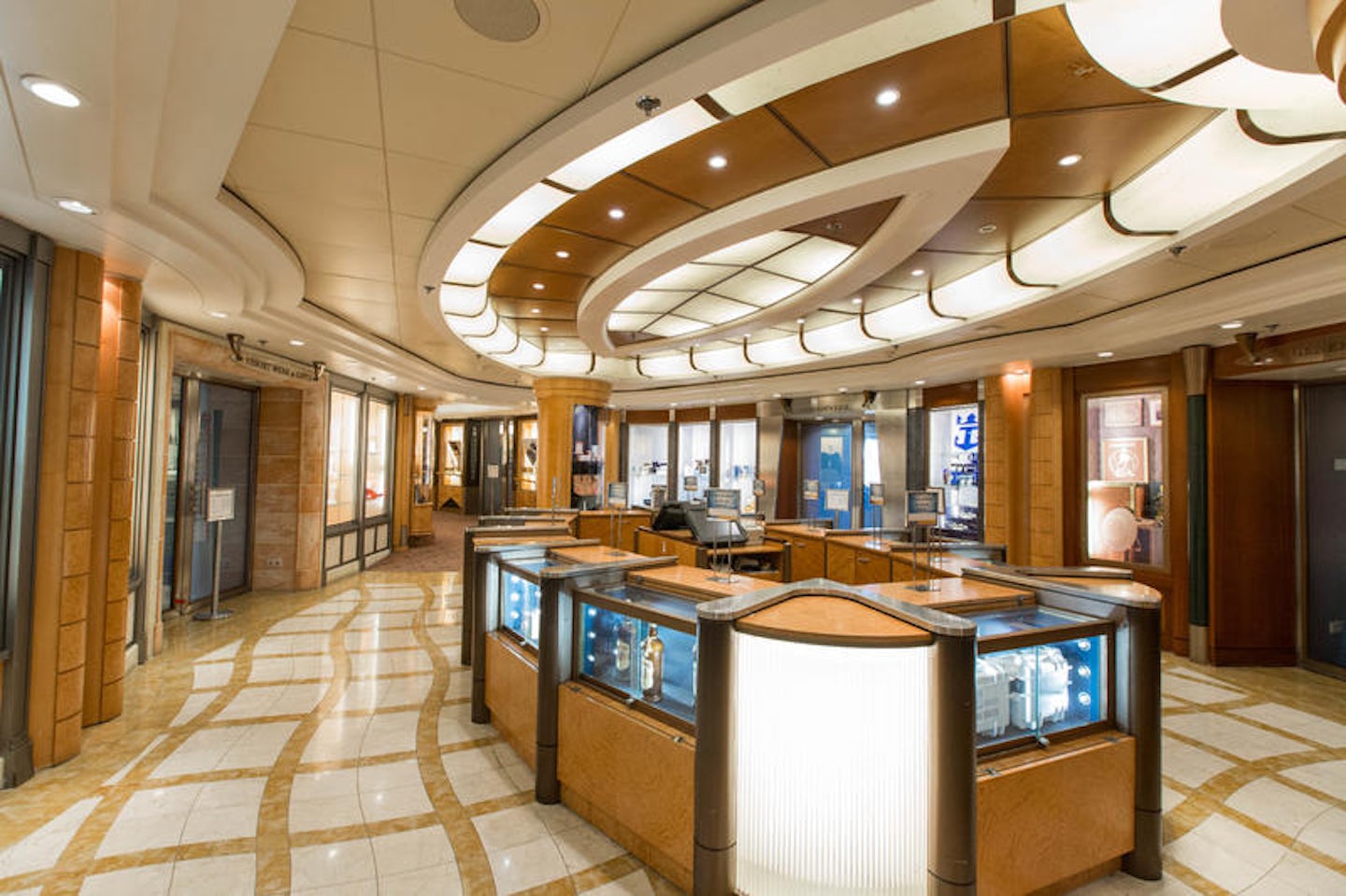 Shops of Centrum on Radiance of the Seas