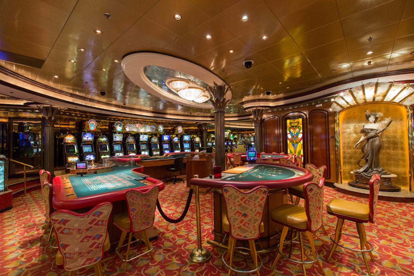 Casino Royale on Radiance of the Seas