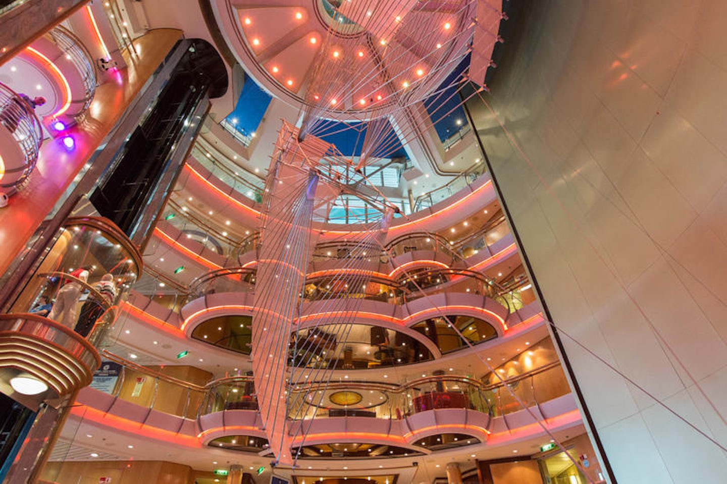 Centrum Atrium on Radiance of the Seas