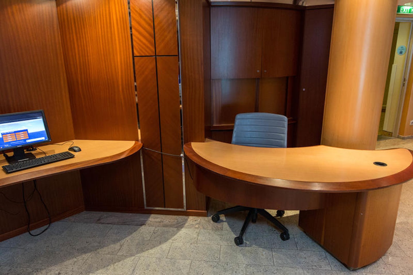 Business Services on Radiance of the Seas