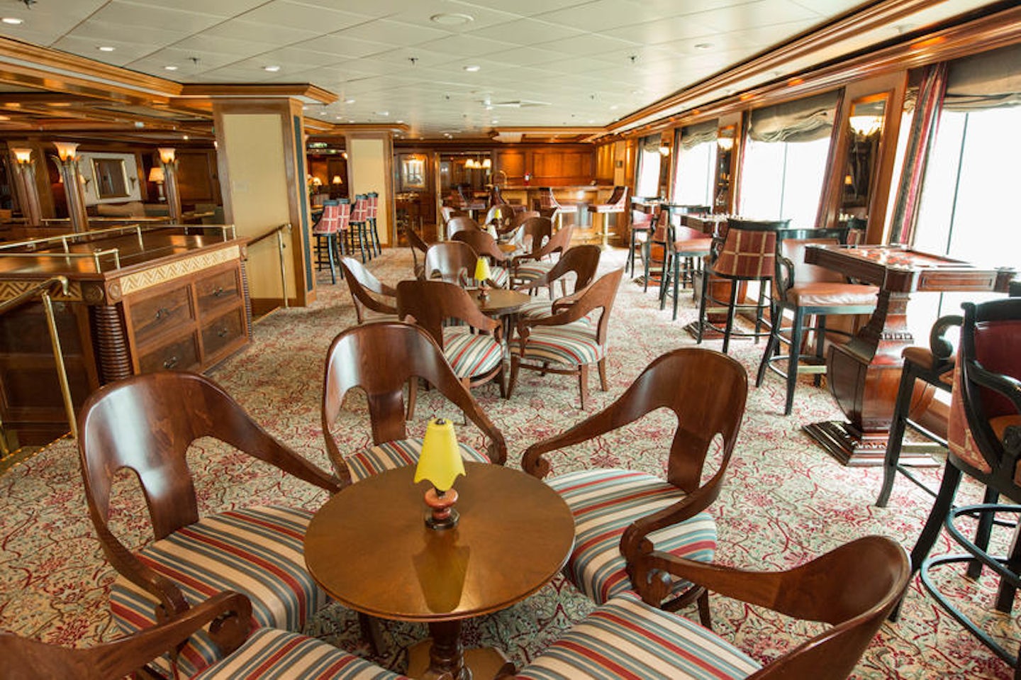Jakarta Lounge on Radiance of the Seas
