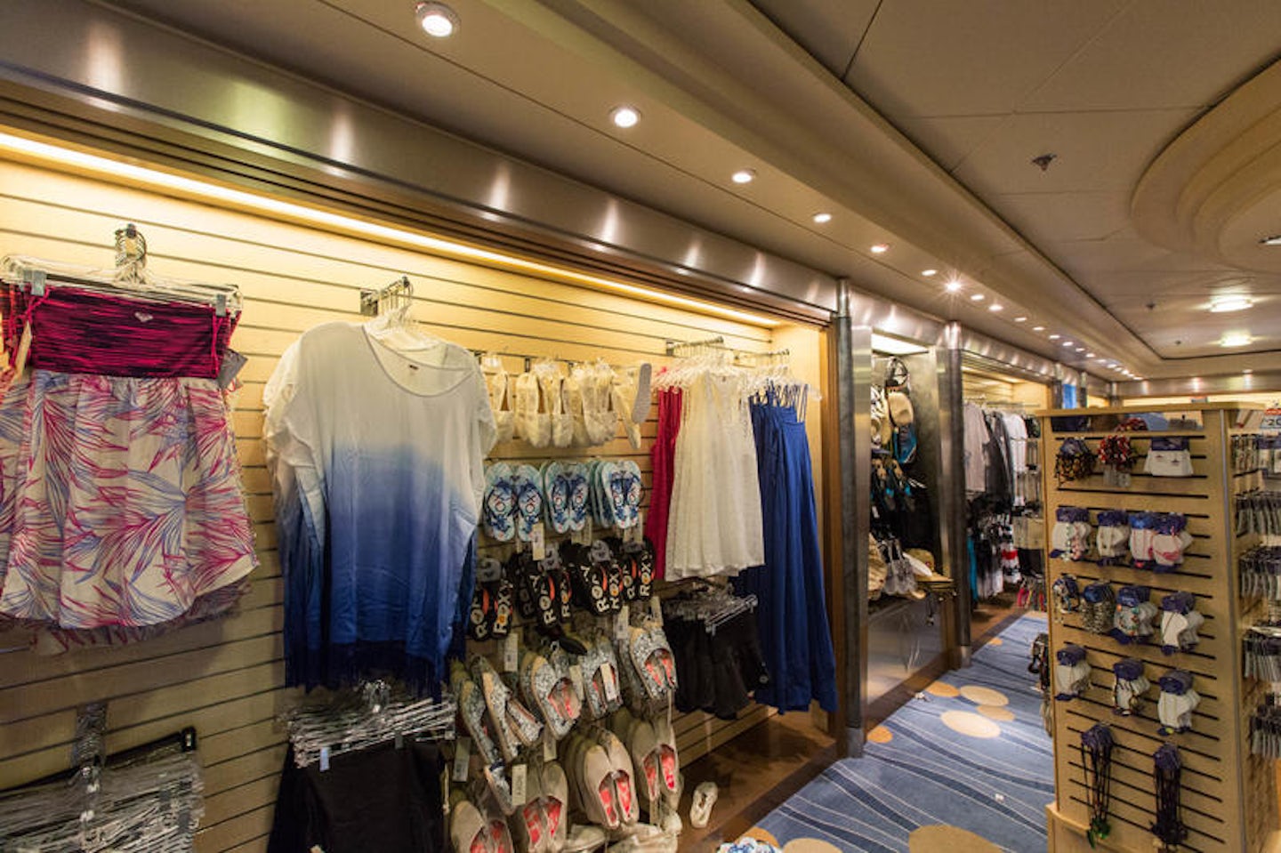 Shops of Centrum on Radiance of the Seas