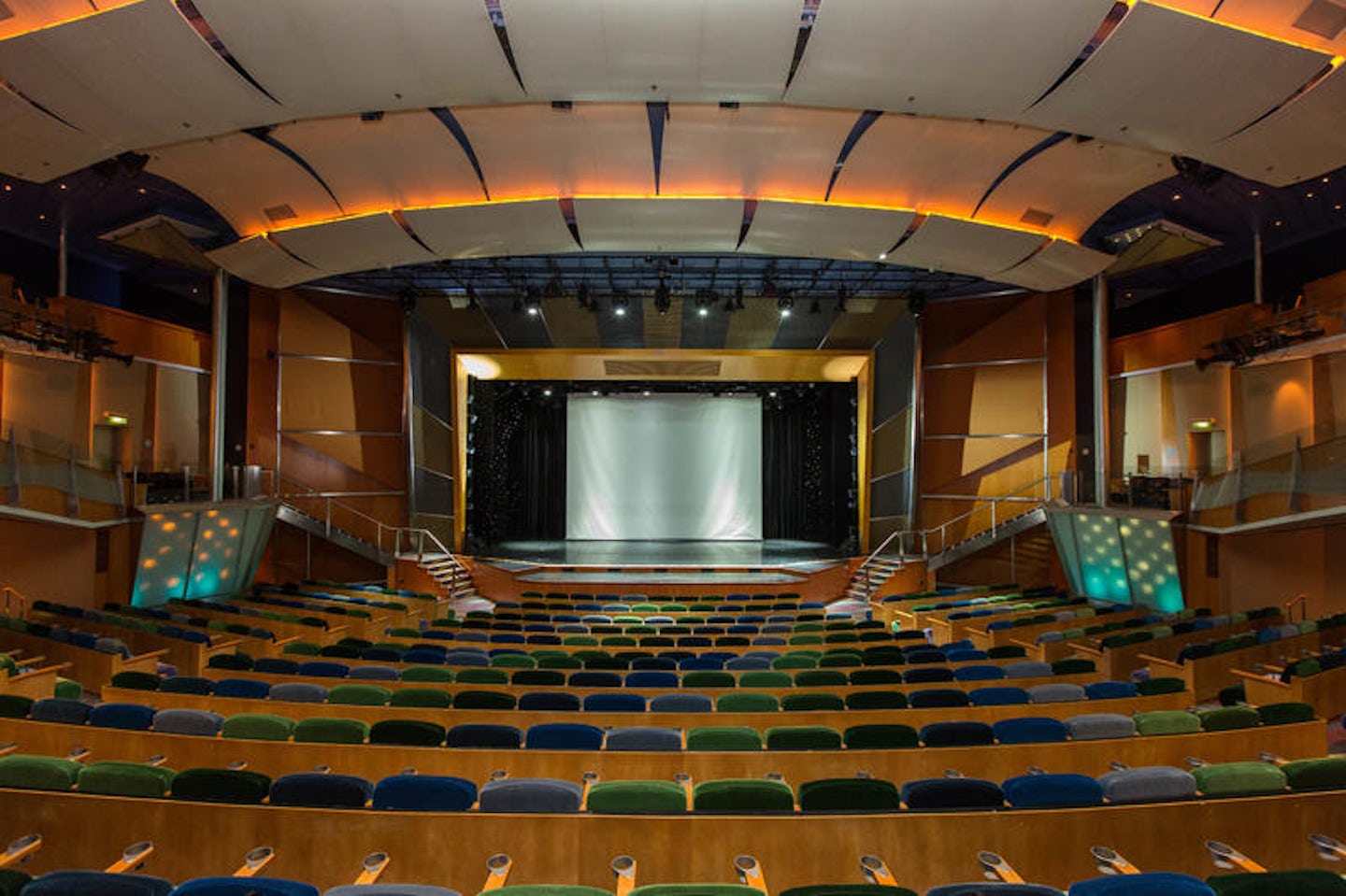 Aurora Theater on Radiance of the Seas