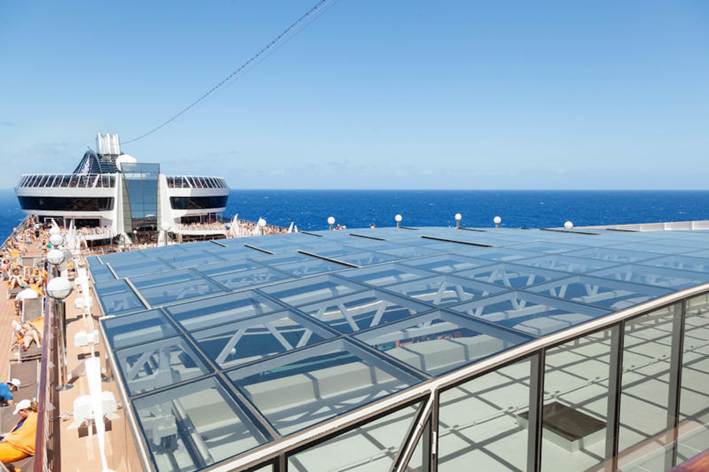 Le Sirene Pool Magrodome on MSC Divina