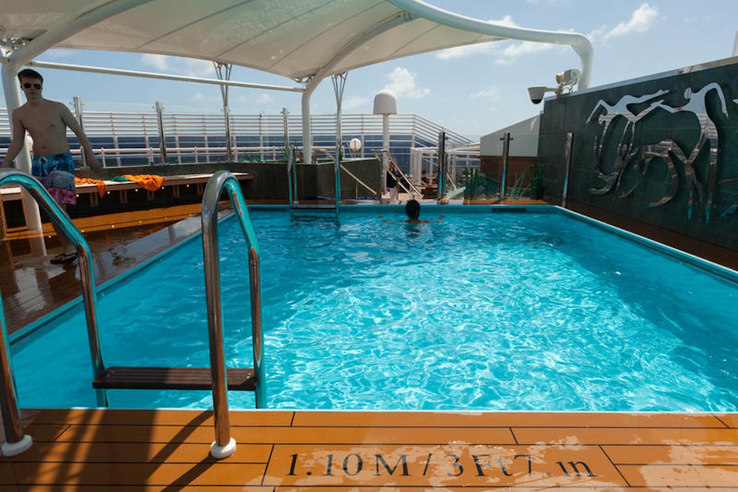 The One Pool on MSC Divina