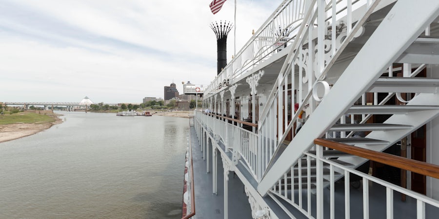 American Queen Steamboat Company News: River Cruise Ship American Queen Returns to Service 